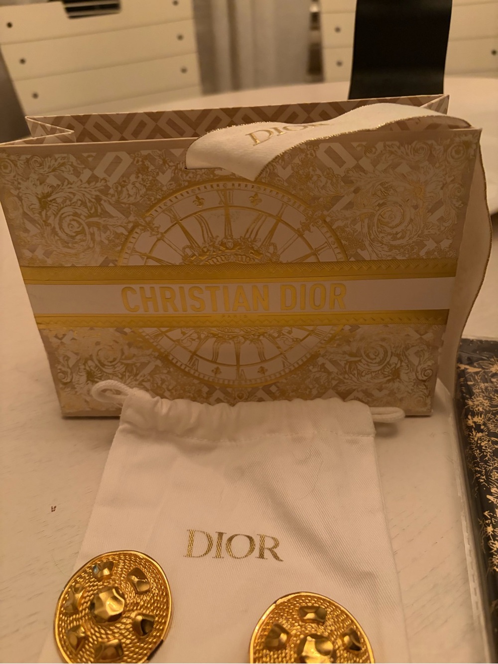 Christian Dior Gold-Tone Decorative Vintage Earrings - Picture 9 of 10